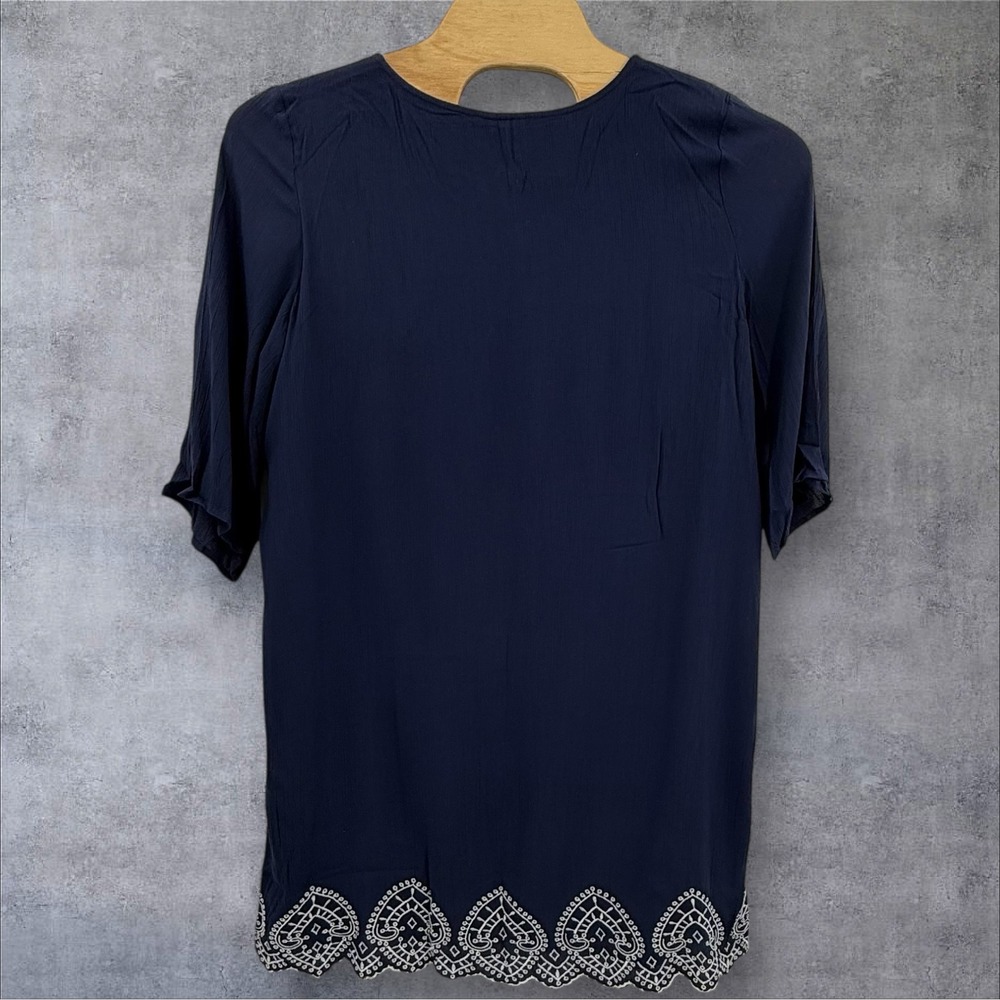 Chico's Embroidered Hem Dress Navy Blue Size 3 - Picture 3 of 10
